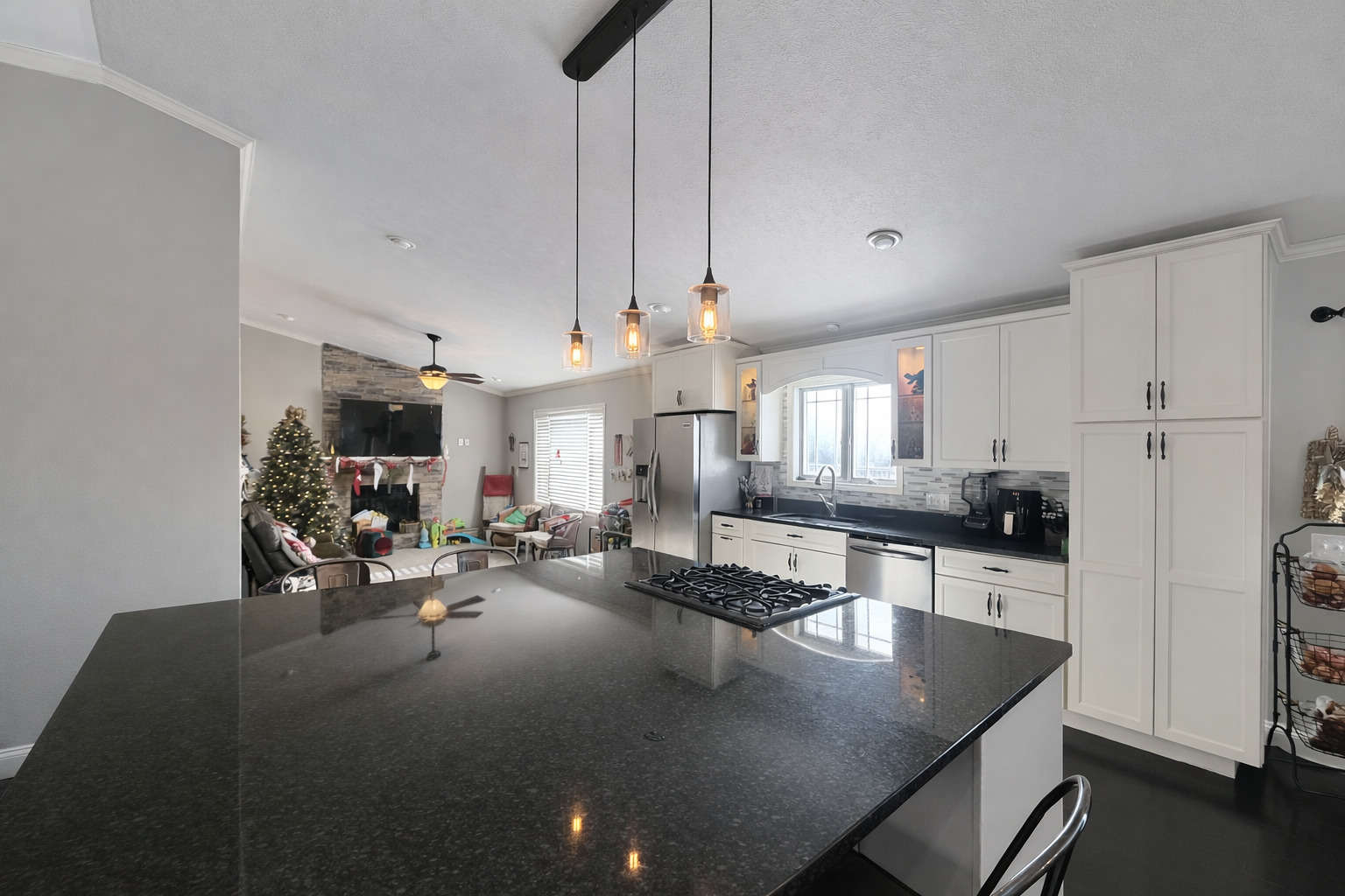 502 W Kenneth Drive, Heyworth, IL 61745