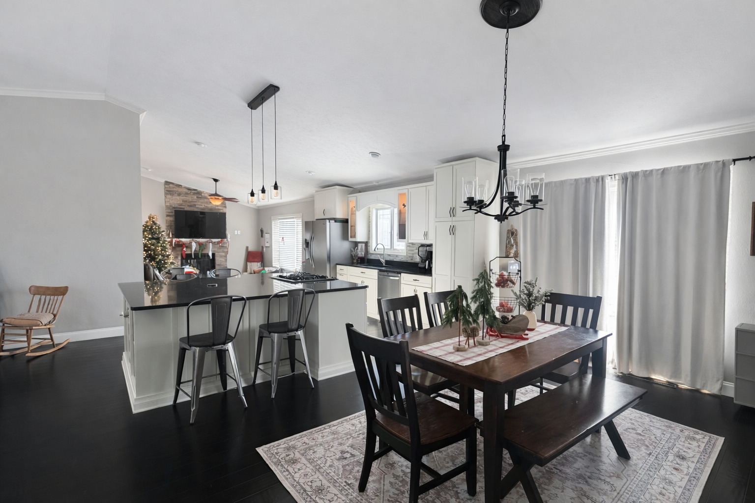 502 W Kenneth Drive, Heyworth, IL 61745