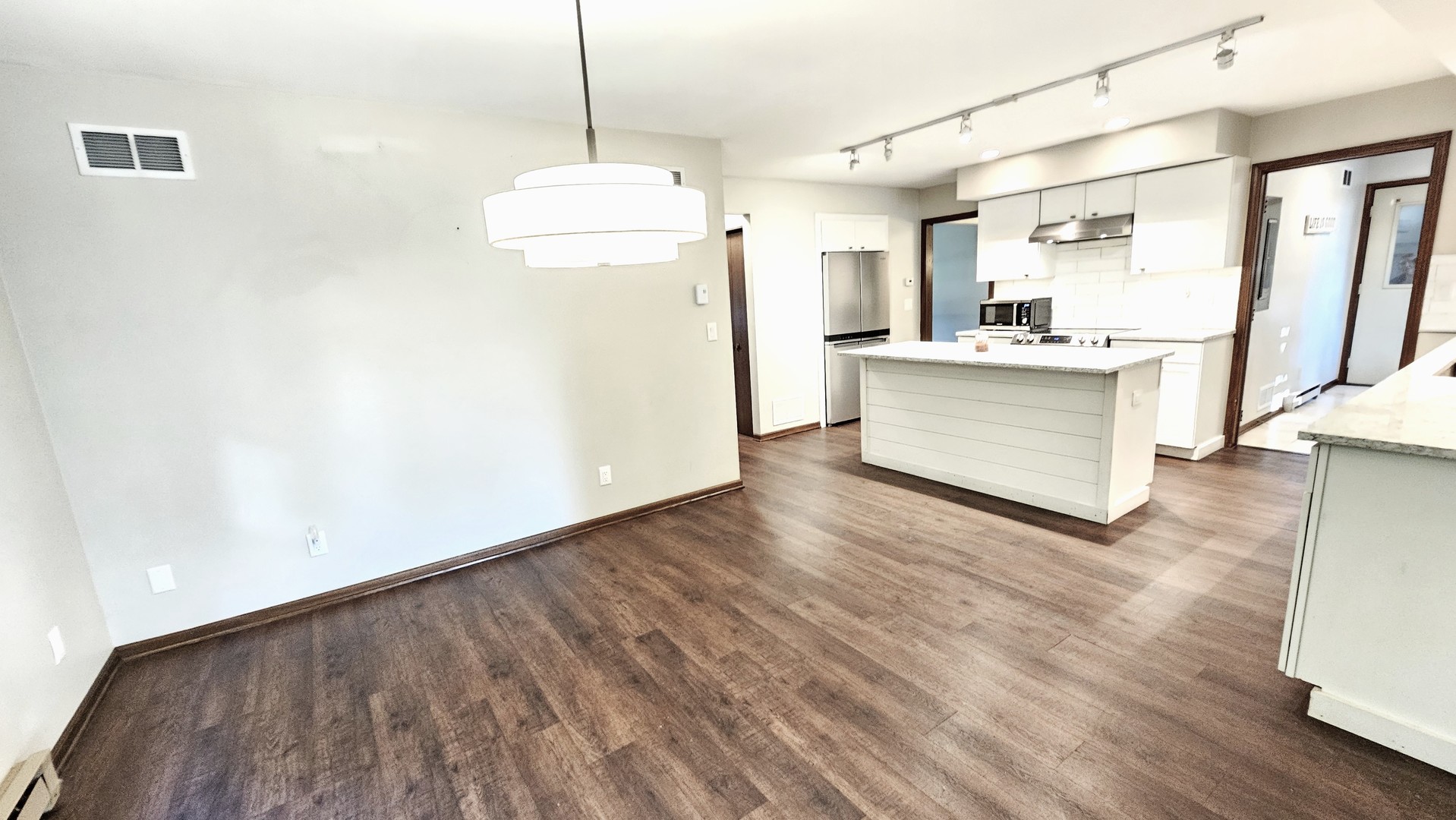 205 N Lincoln Street, Elwood, IL 60421