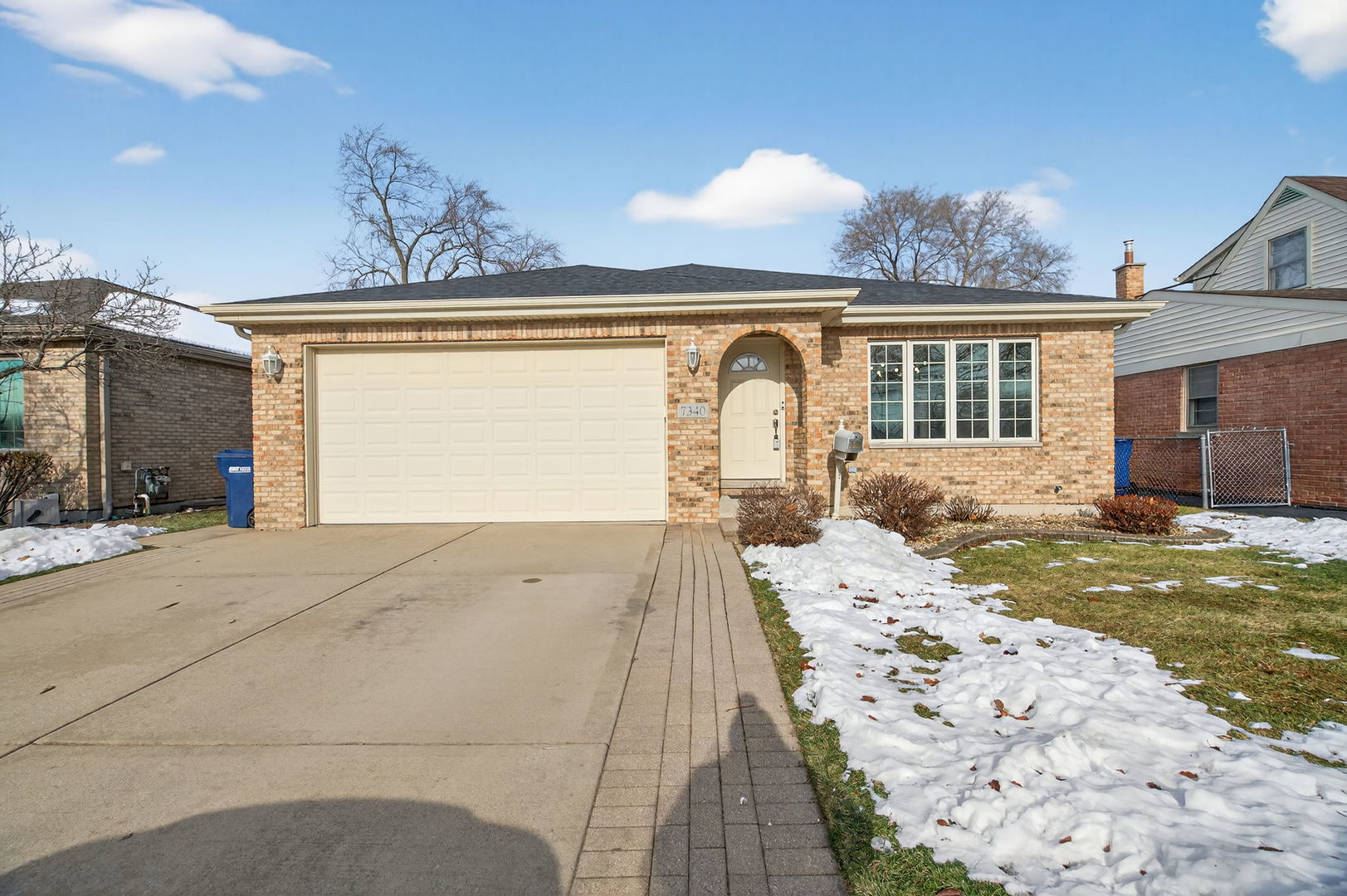 7340 W 115th Street, Worth, IL 60482