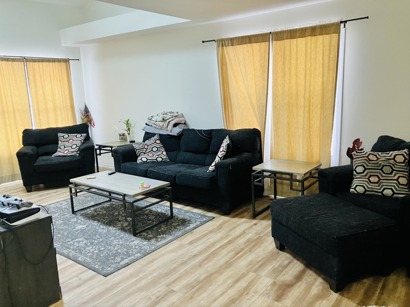 3524 Willowview Court, Aurora, IL 60504