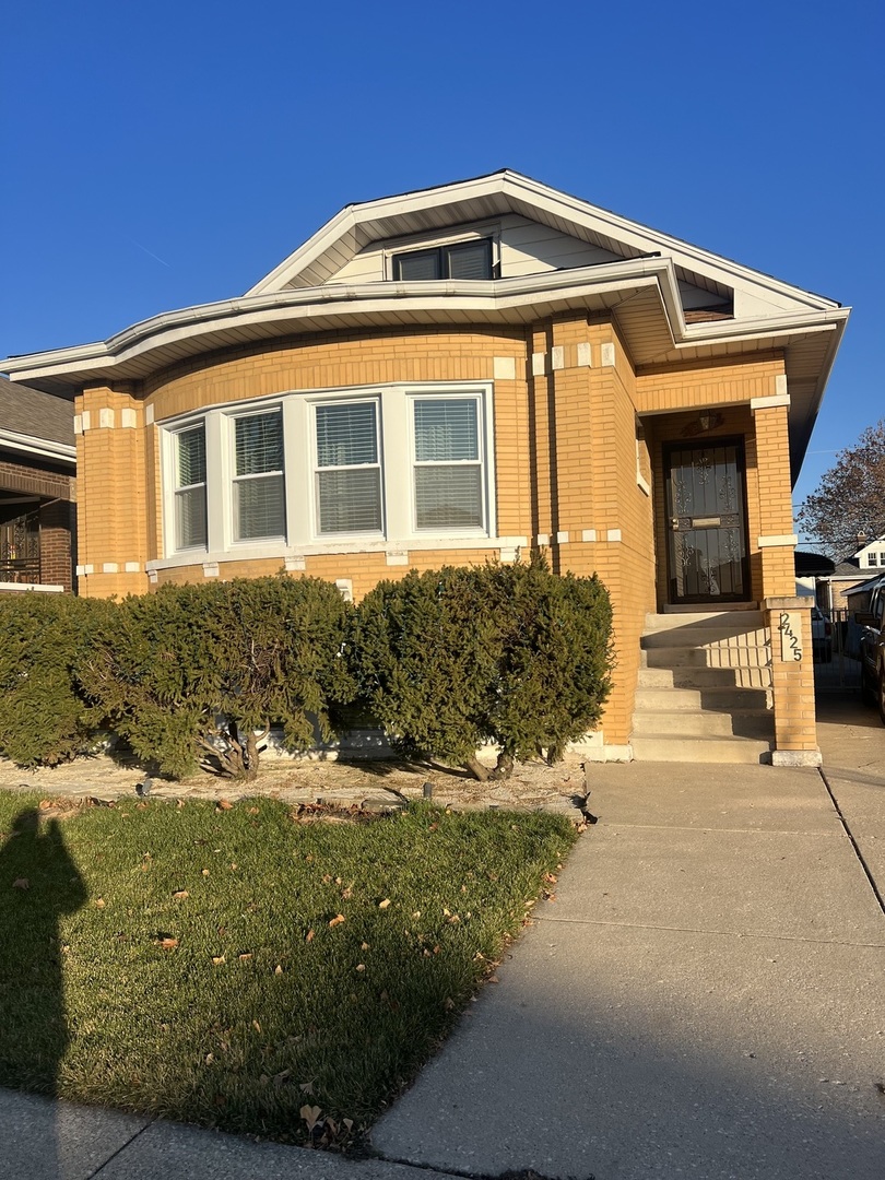 2425 Oak park Avenue #B, Berwyn, IL 60402
