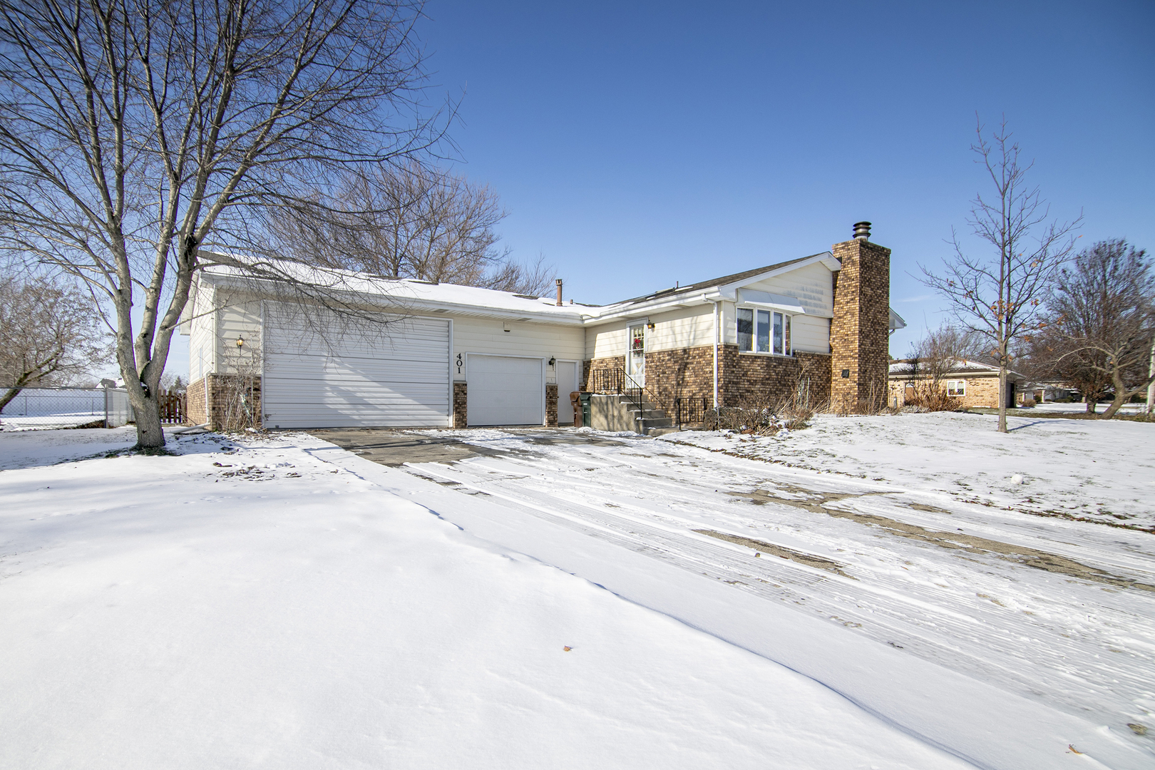 401 S Walnut Street, Manteno, IL 60950