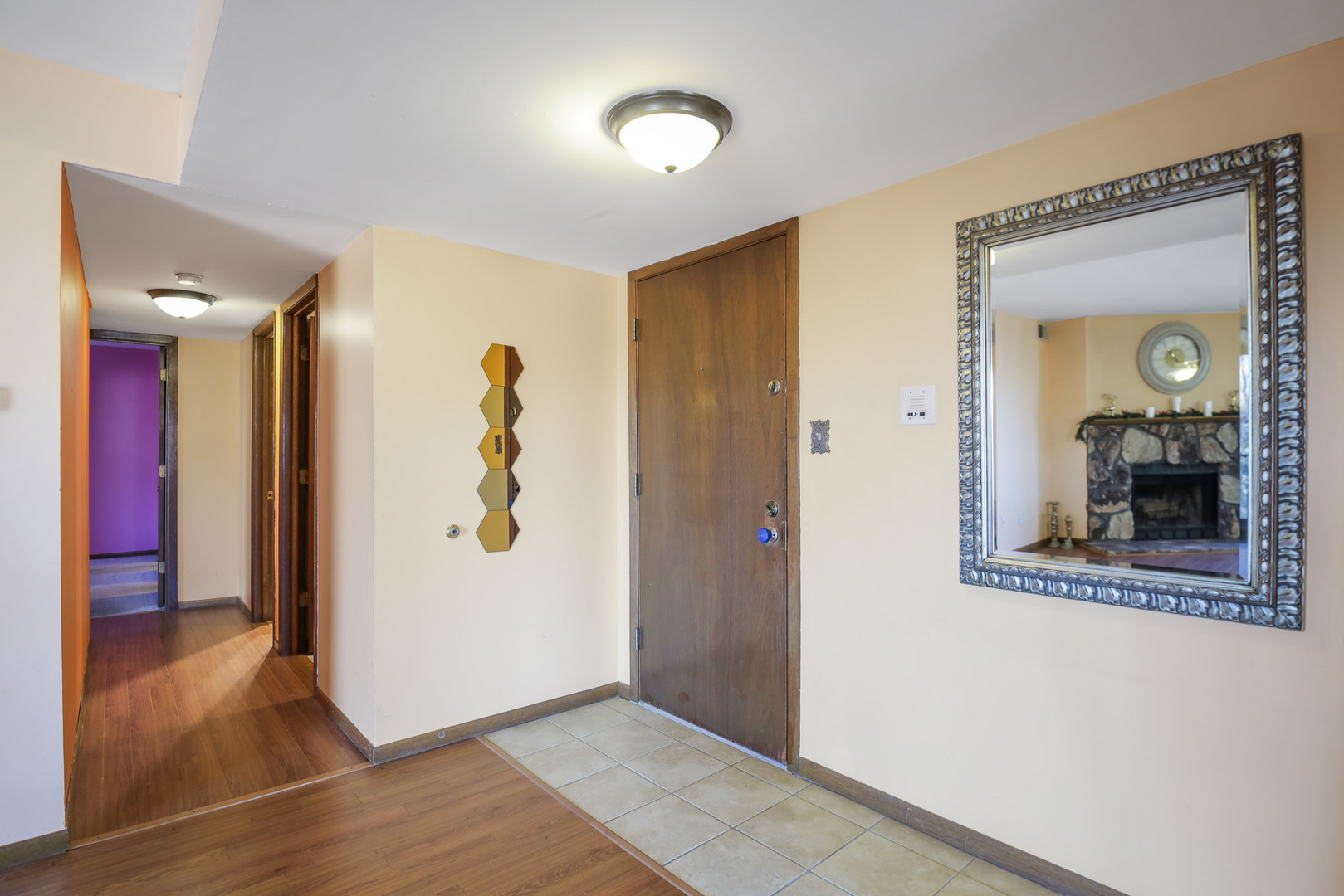 11133 East Road #E, Palos Hills, IL 60465