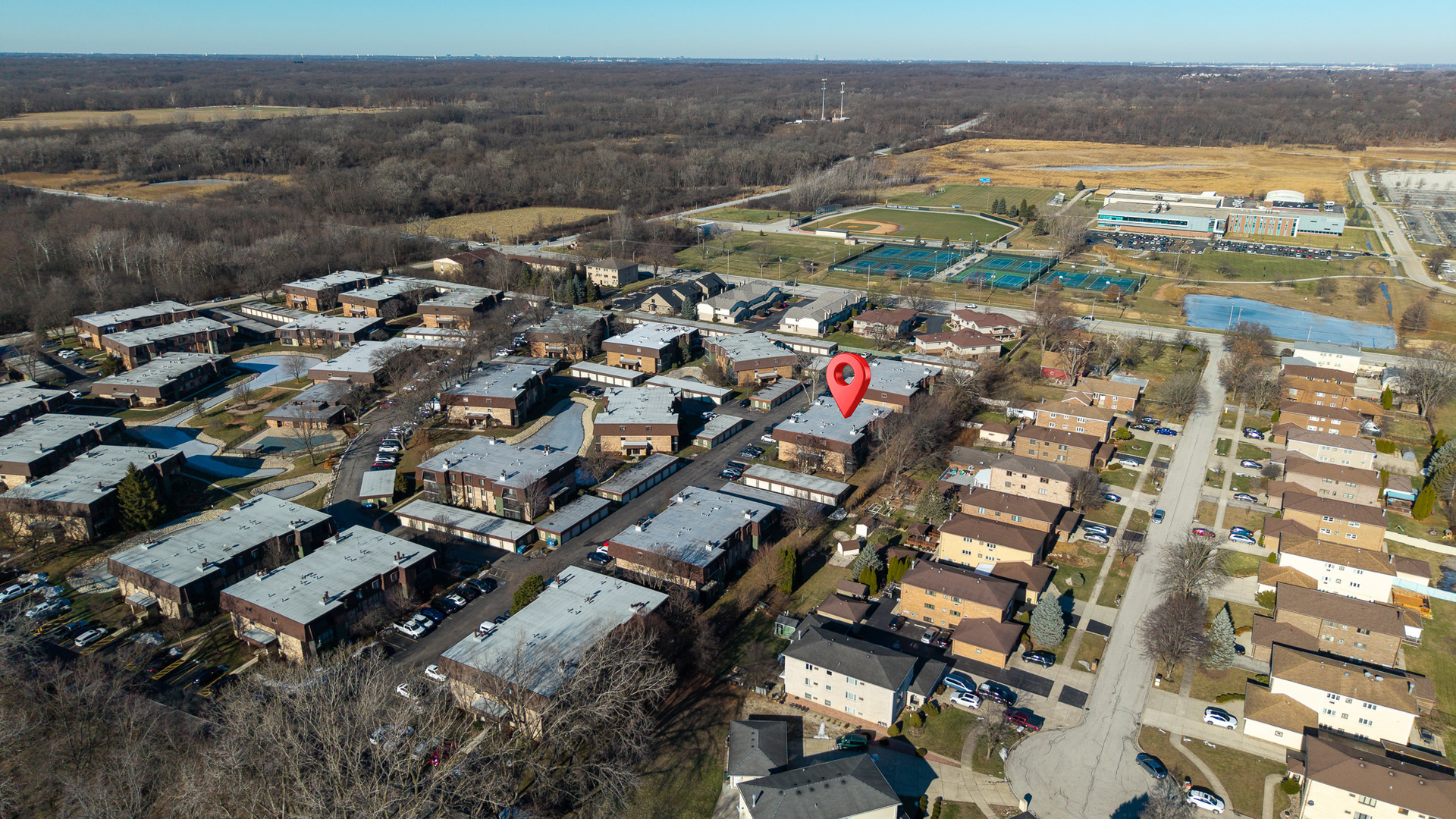 11133 East Road #E, Palos Hills, IL 60465