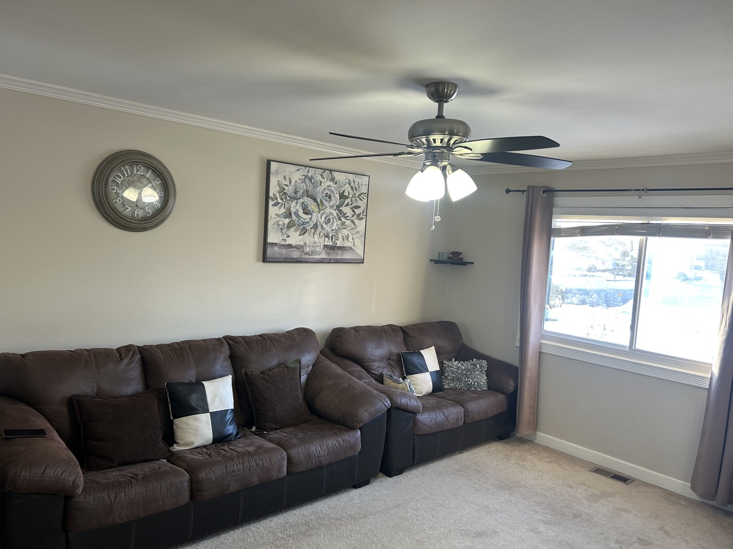 392 Ingleside Drive, Bolingbrook, IL 60490