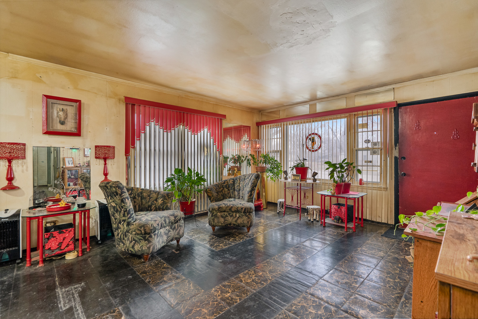 15319 Cherry Lane, Markham, IL 60428