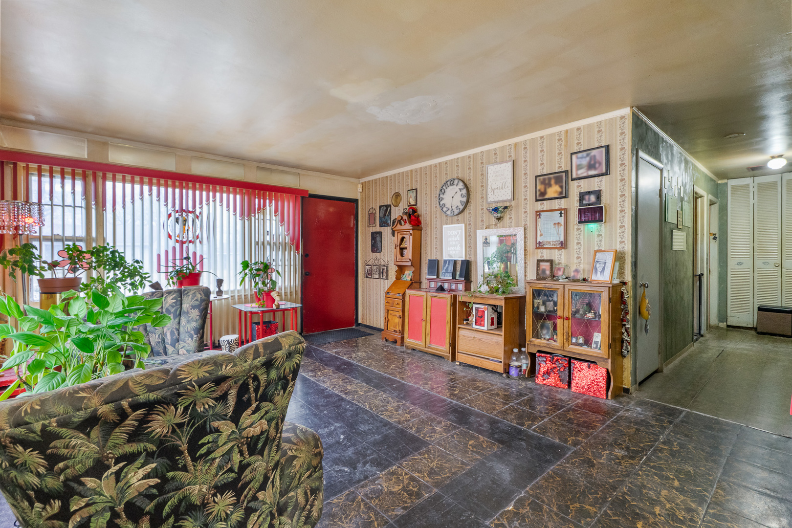 15319 Cherry Lane, Markham, IL 60428