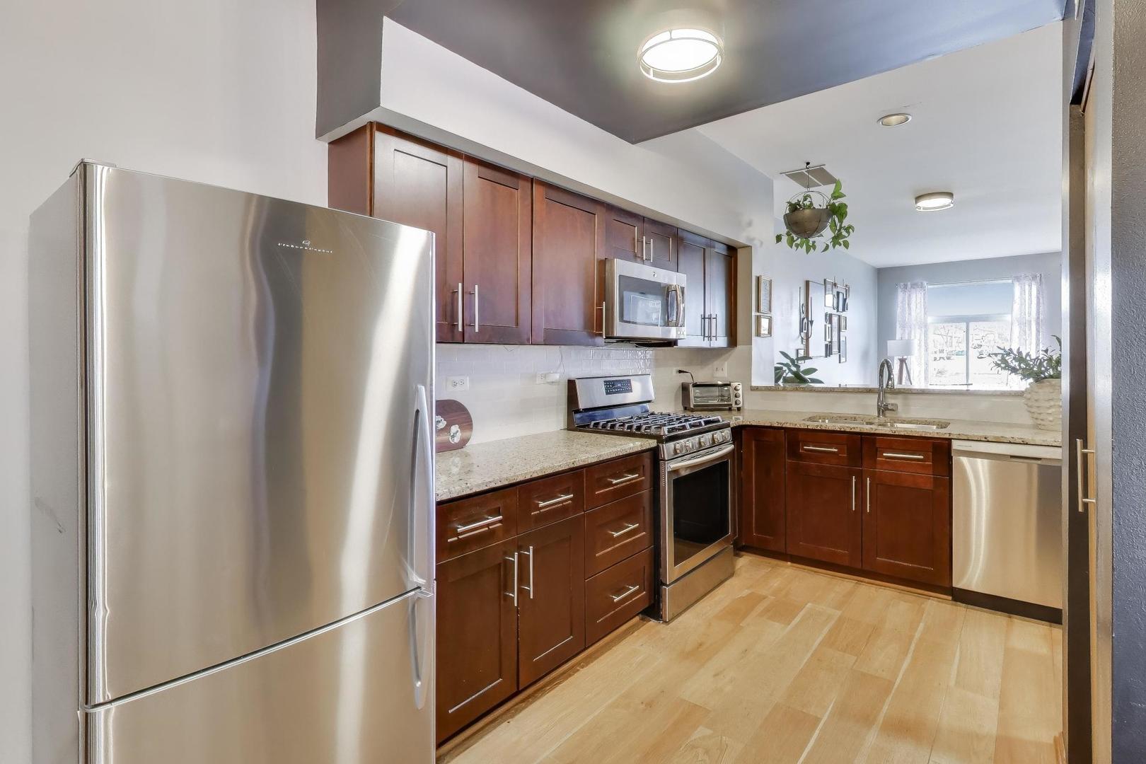 1052 Ripple Drive, Darien, IL 60561