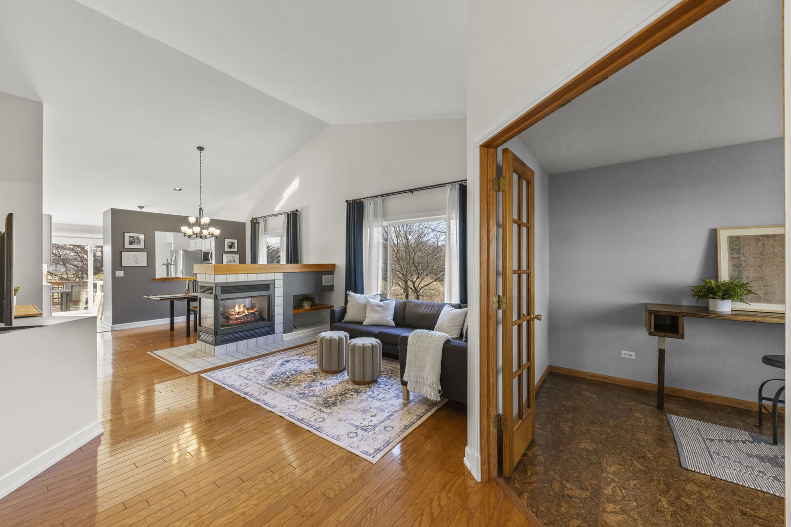 687 Springwood Drive, Joliet, IL 60431