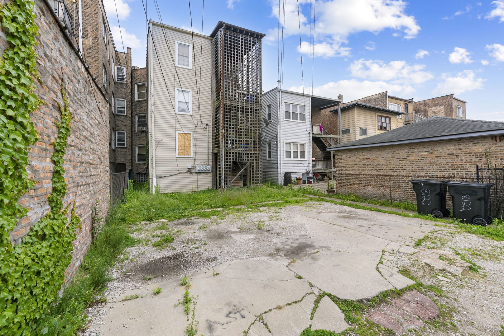8122 S Evans Avenue, Chicago, IL 60619