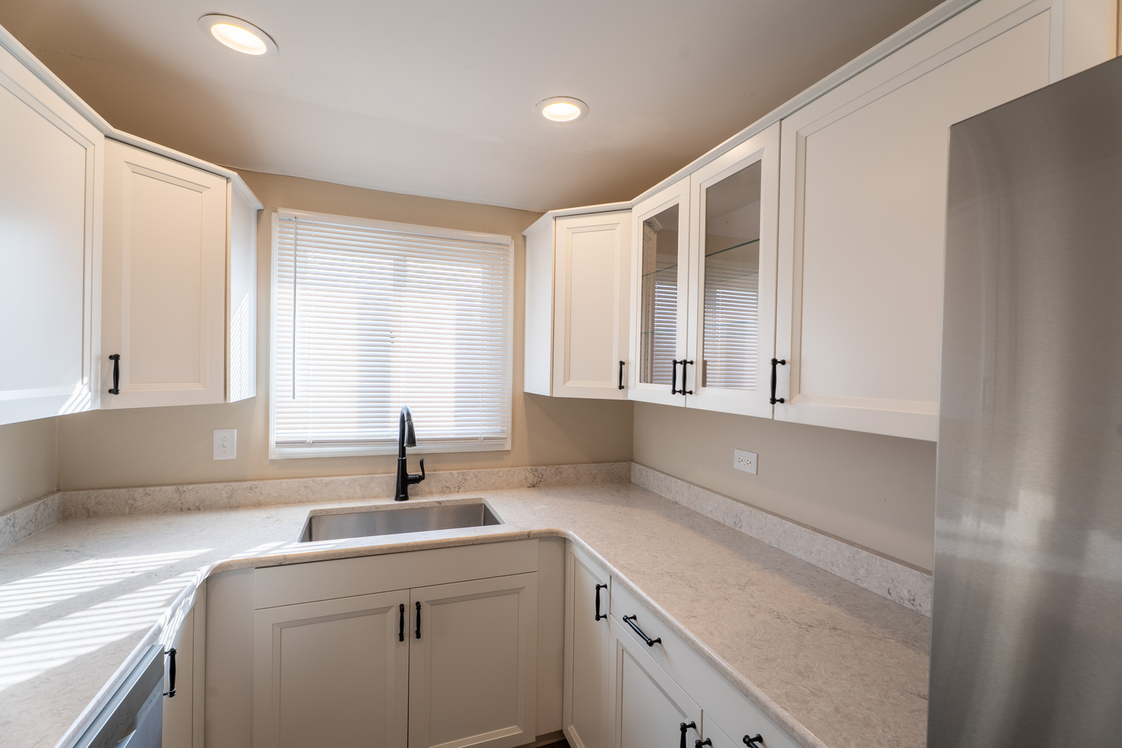 774 Terrace Court #T, Elgin, IL 60120