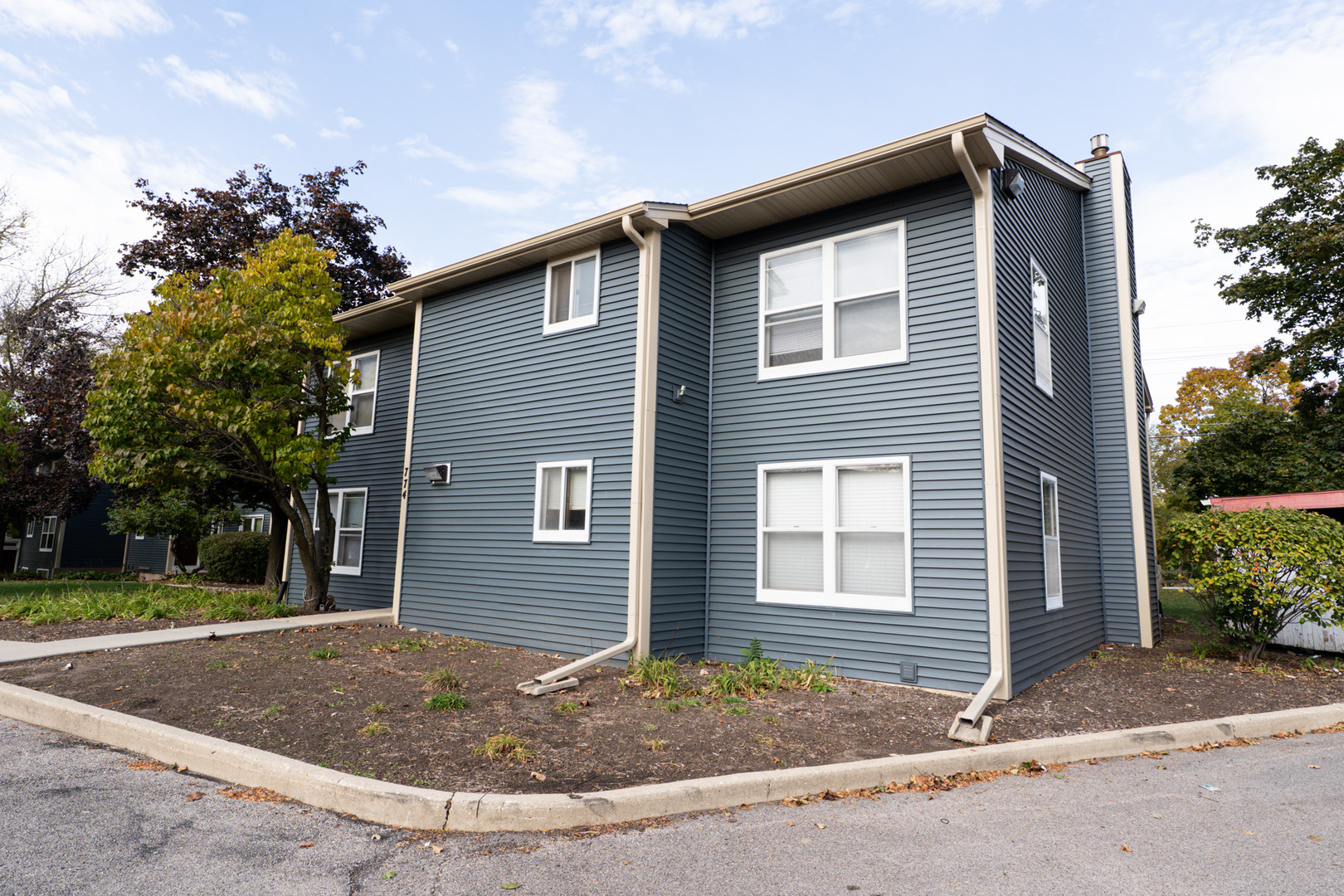 774 Terrace Court #T, Elgin, IL 60120