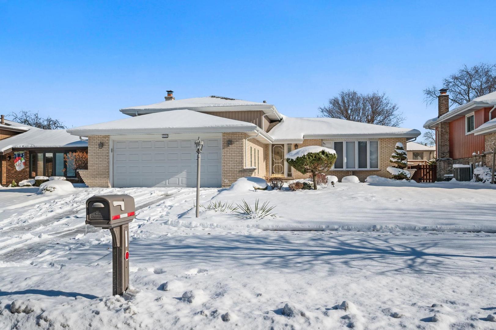 15755 Ridgeland Avenue, Oak Forest, IL 60452