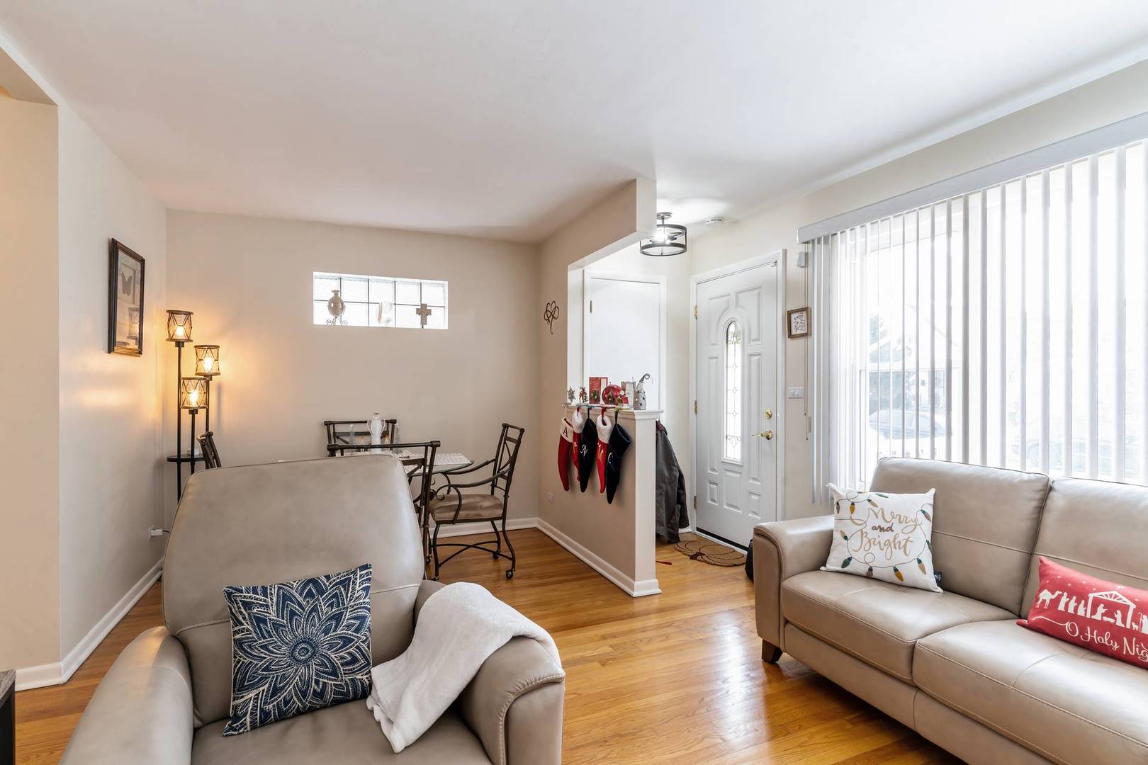 3943 N Newcastle Avenue, Chicago, IL 60634