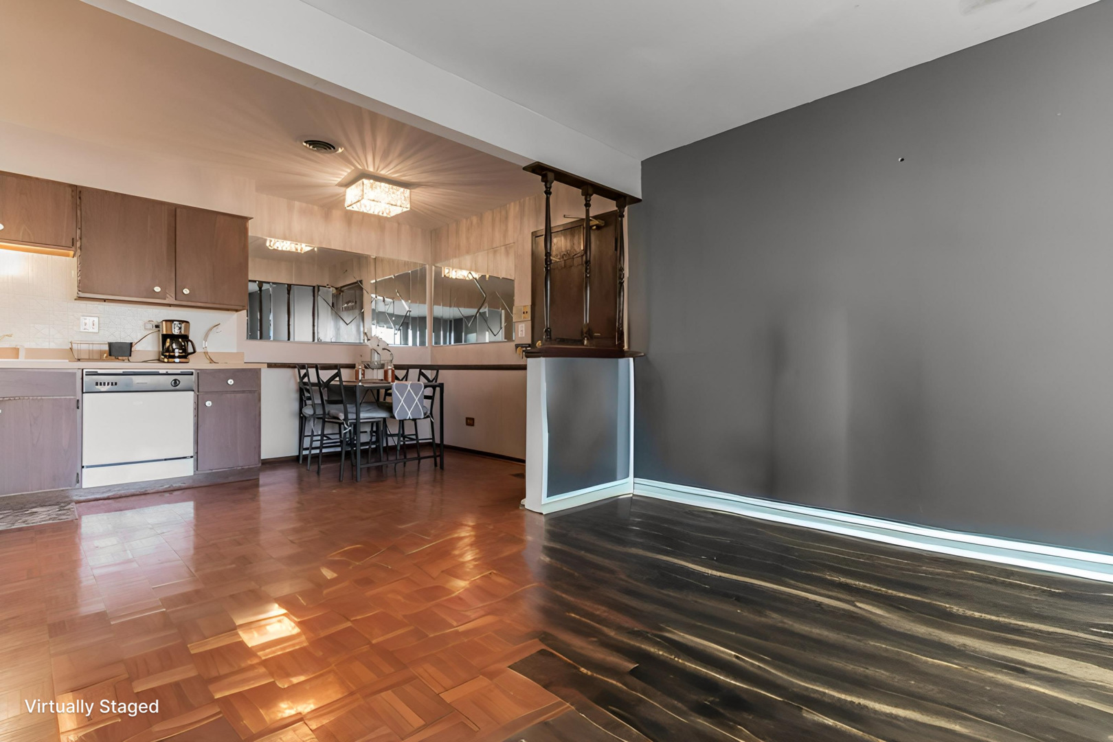 310 George Street #2SE, Bensenville, IL 60106