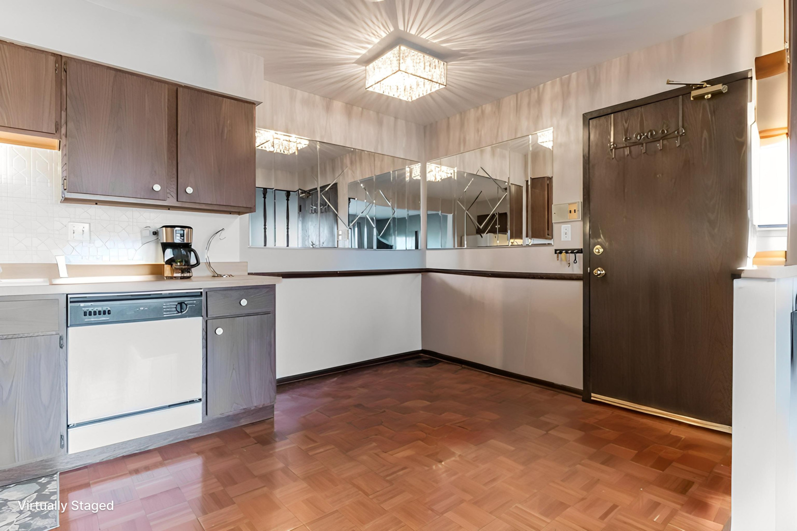 310 George Street #2SE, Bensenville, IL 60106