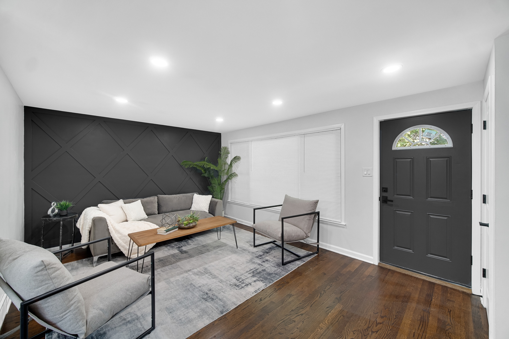 1707 E 93rd Street, Chicago, IL 60617