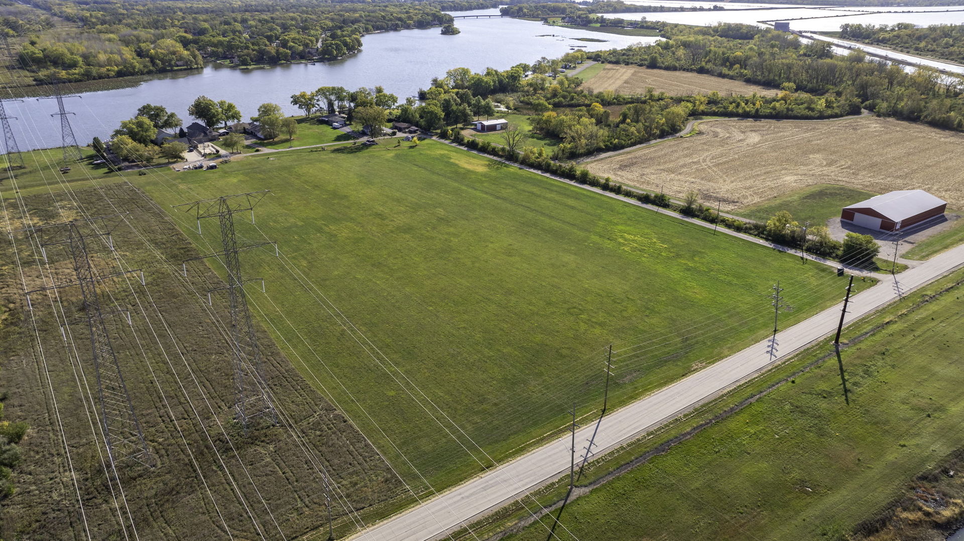0001 N Dresden Road, Morris, IL 60450