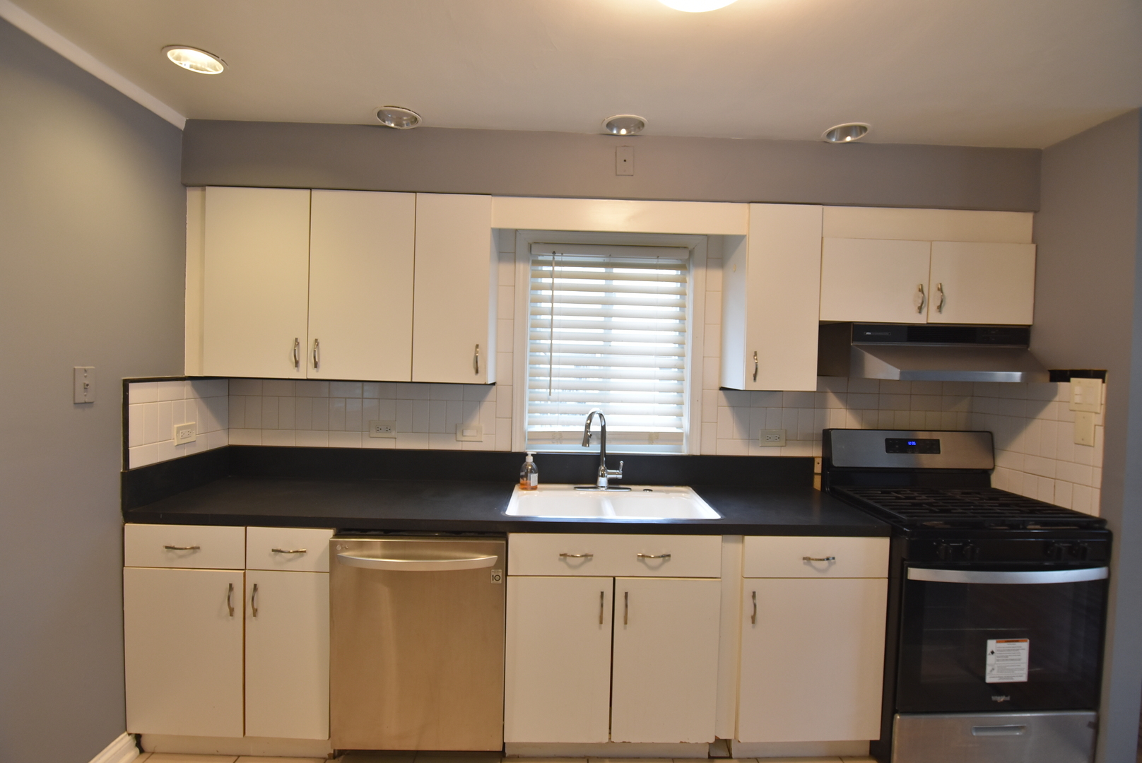 8705 45th Street, Lyons, IL 60534