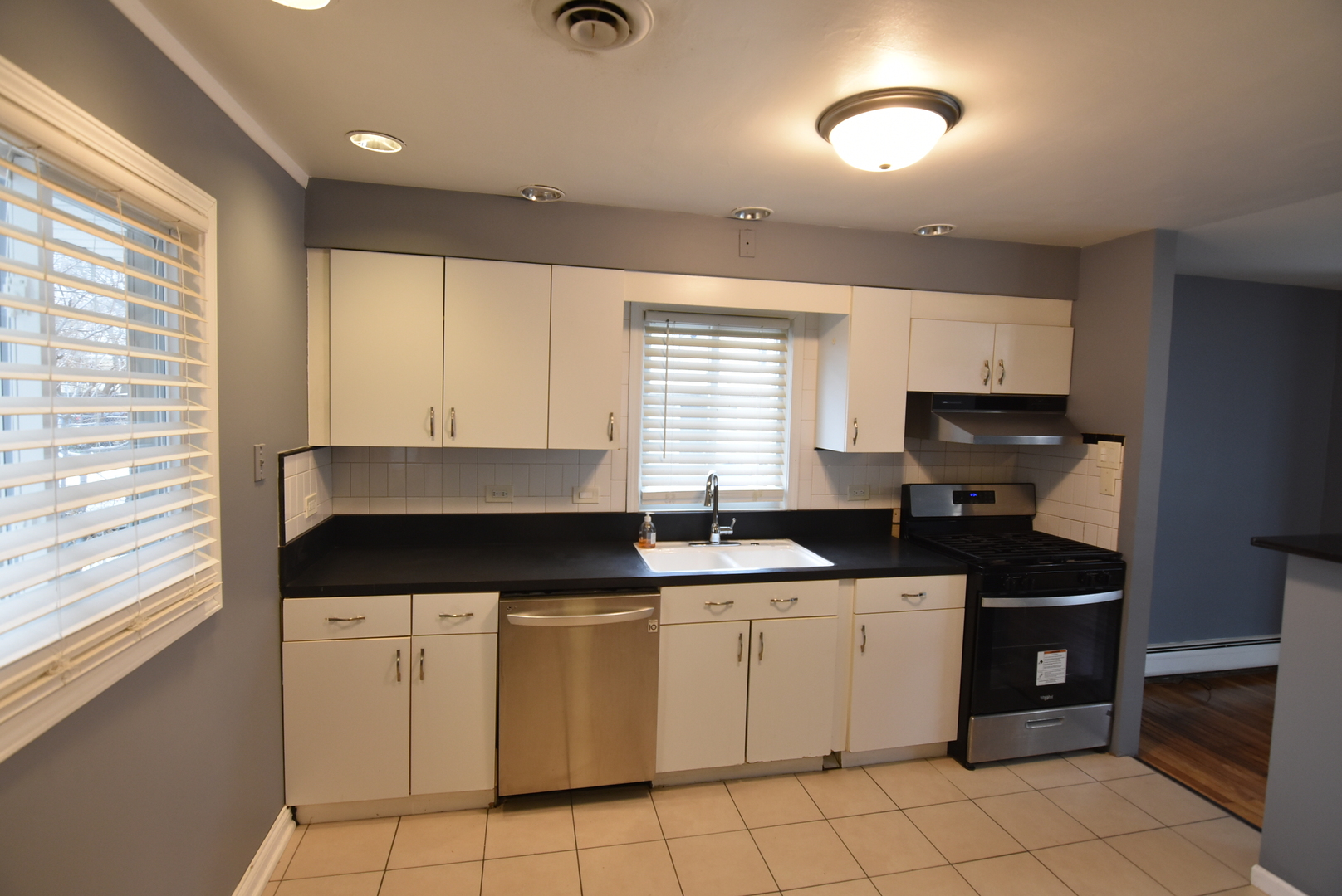 8705 45th Street, Lyons, IL 60534