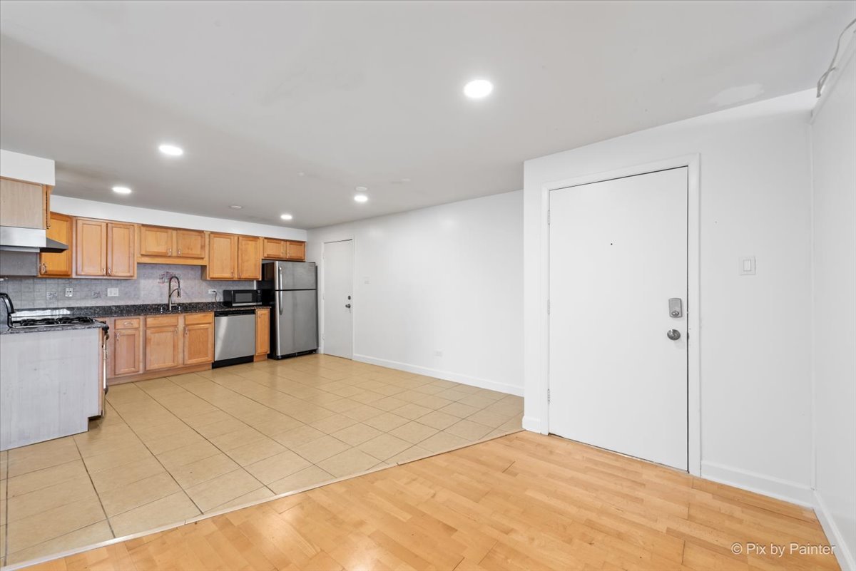 8802 Briar Court #3A, Des Plaines, IL 60016