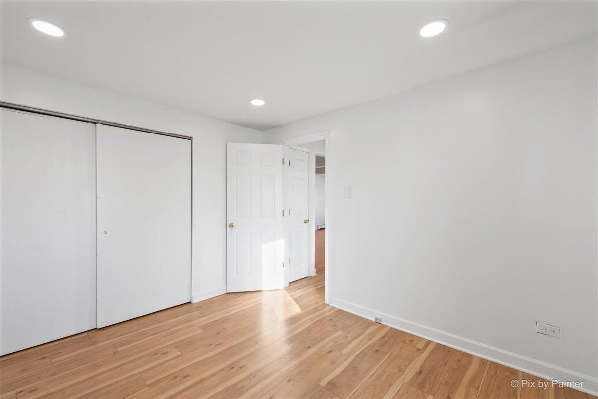 8802 Briar Court #3A, Des Plaines, IL 60016