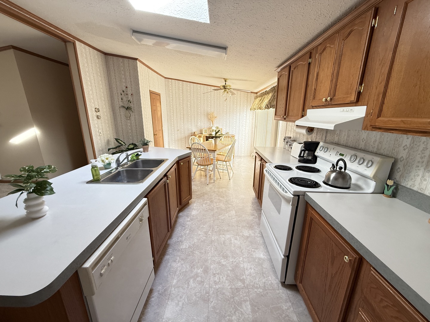 4 CYNTHIA Lane, Beecher, IL 60401