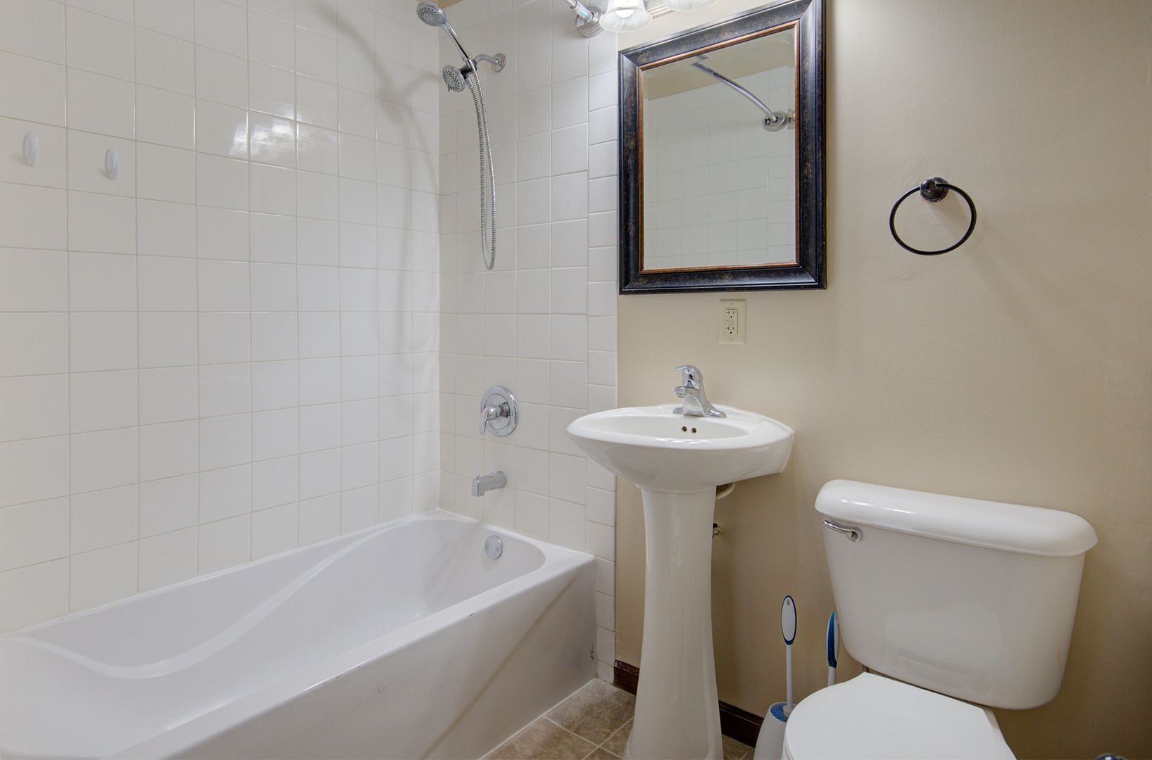 811 John Street, Joliet, IL 60435