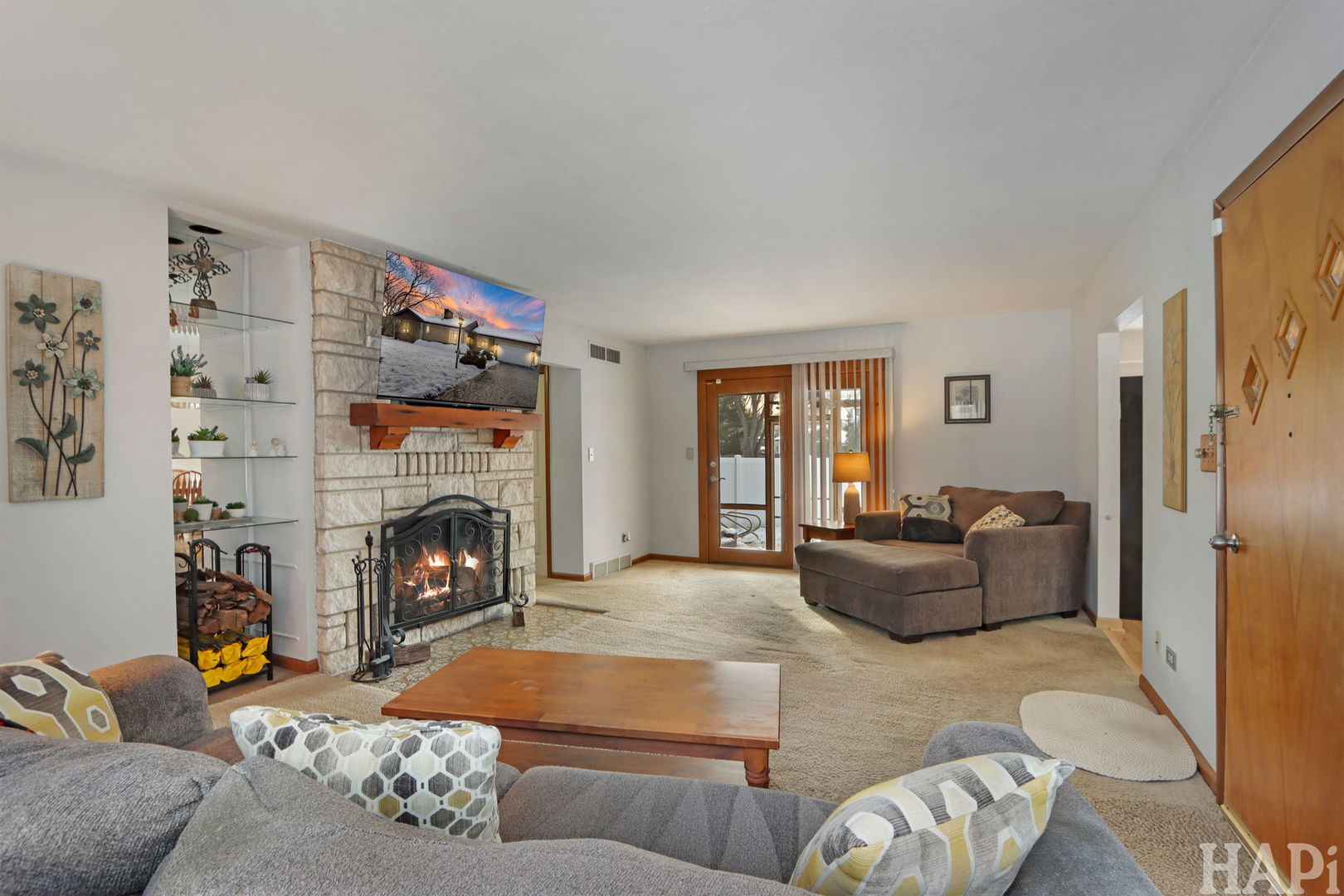 34945 N Leonard Avenue, Ingleside, IL 60041