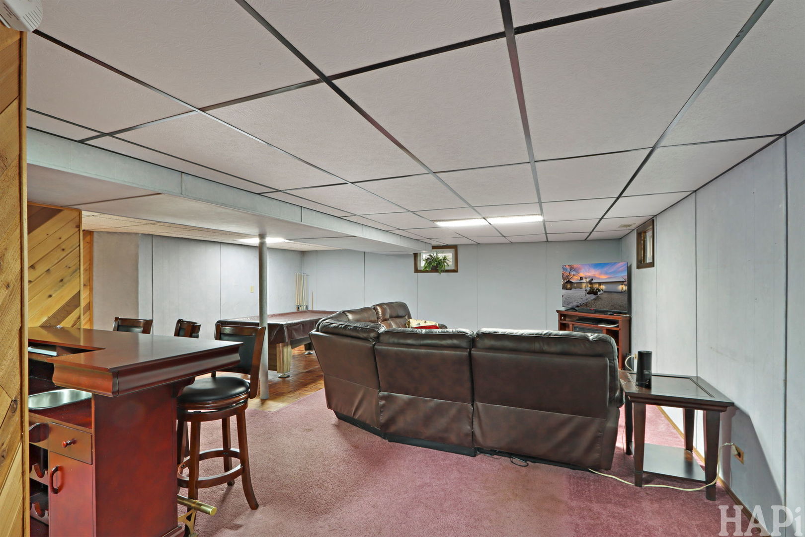 34945 N Leonard Avenue, Ingleside, IL 60041