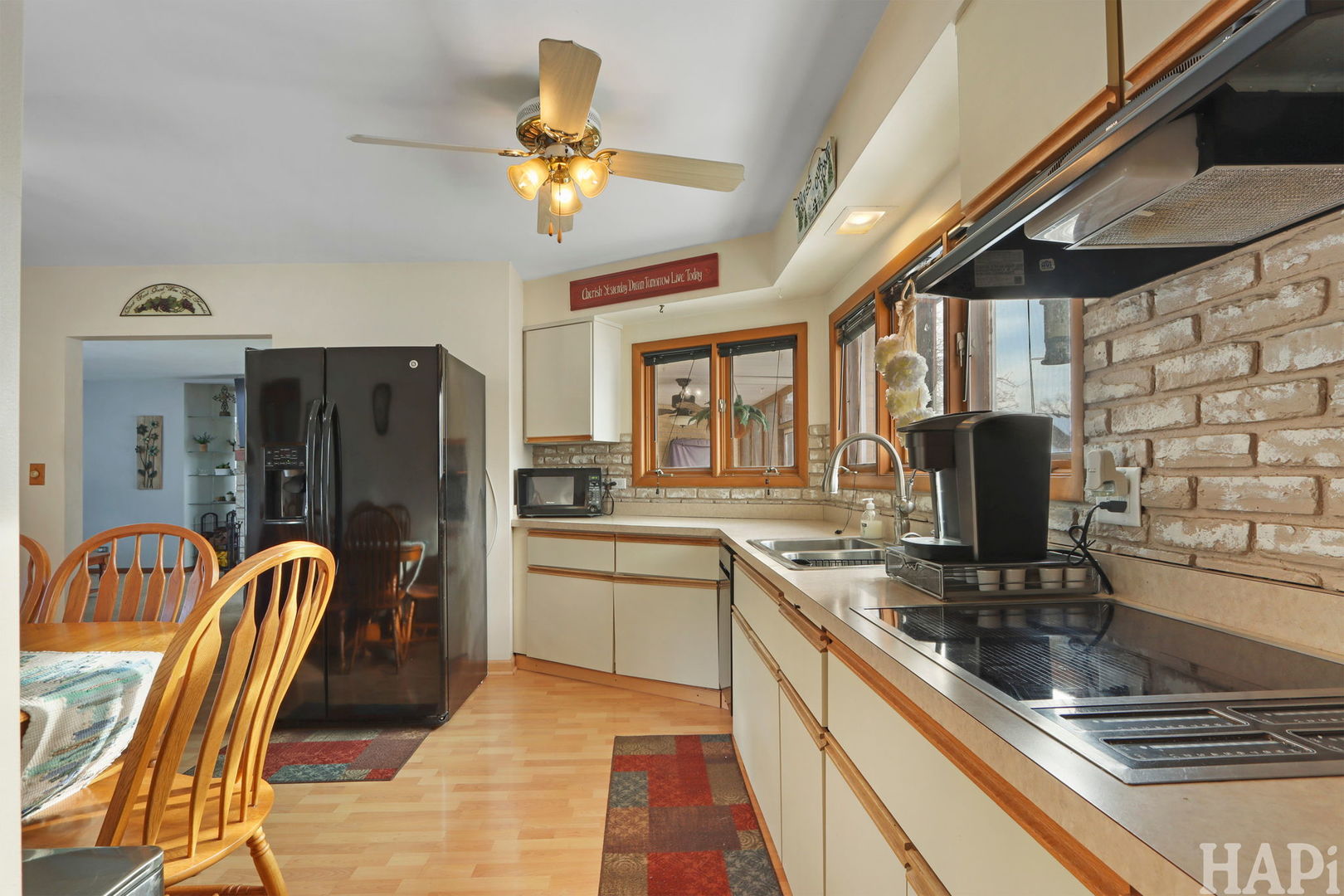 34945 N Leonard Avenue, Ingleside, IL 60041