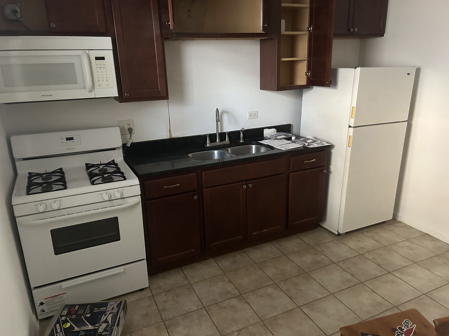 1106 W Polk Street, Chicago, IL 60607