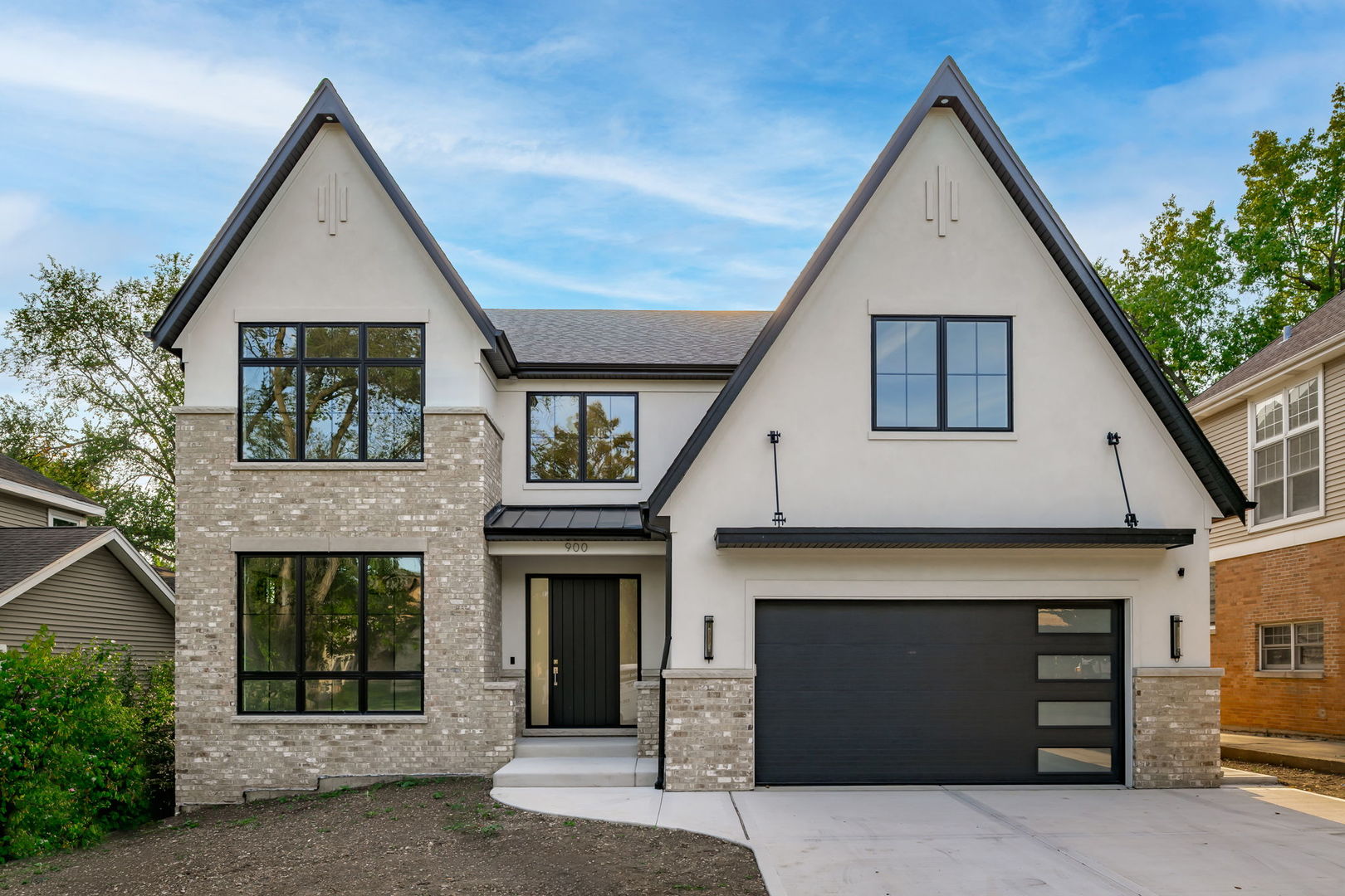 900 S Colfax Avenue, Elmhurst, IL 60126