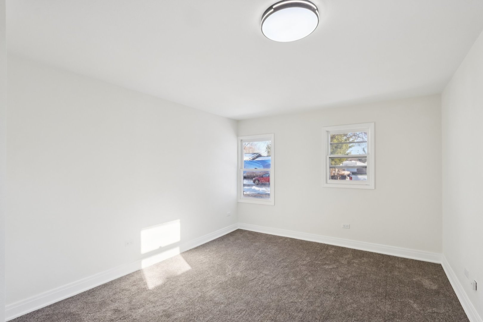 26814 N Genesee Street, Wauconda, IL 60084