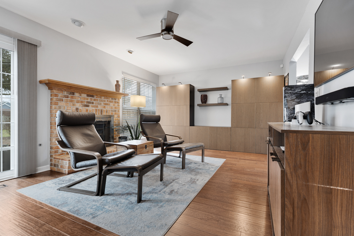 Elk Grove Village, IL 60007