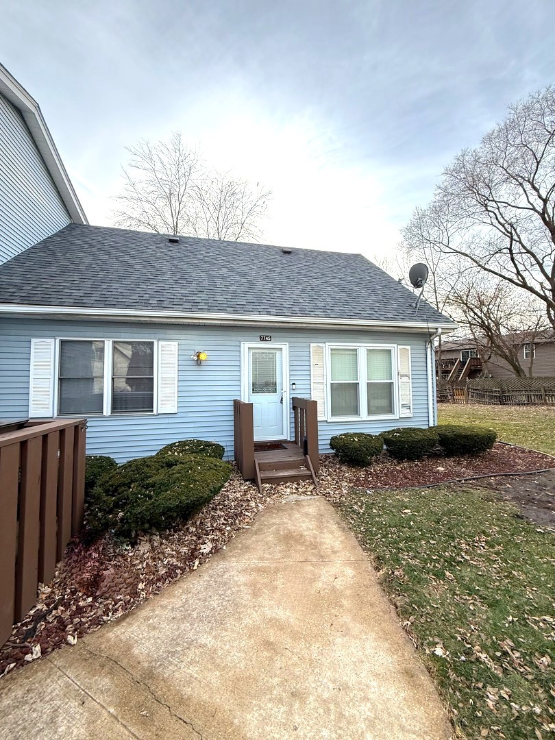 7745 W Harbor Court, Frankfort, IL 60423