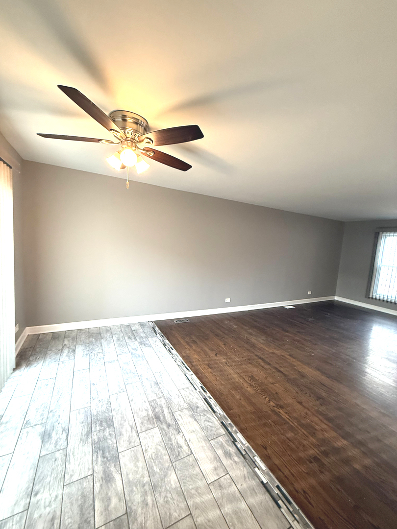 7745 W Harbor Court, Frankfort, IL 60423