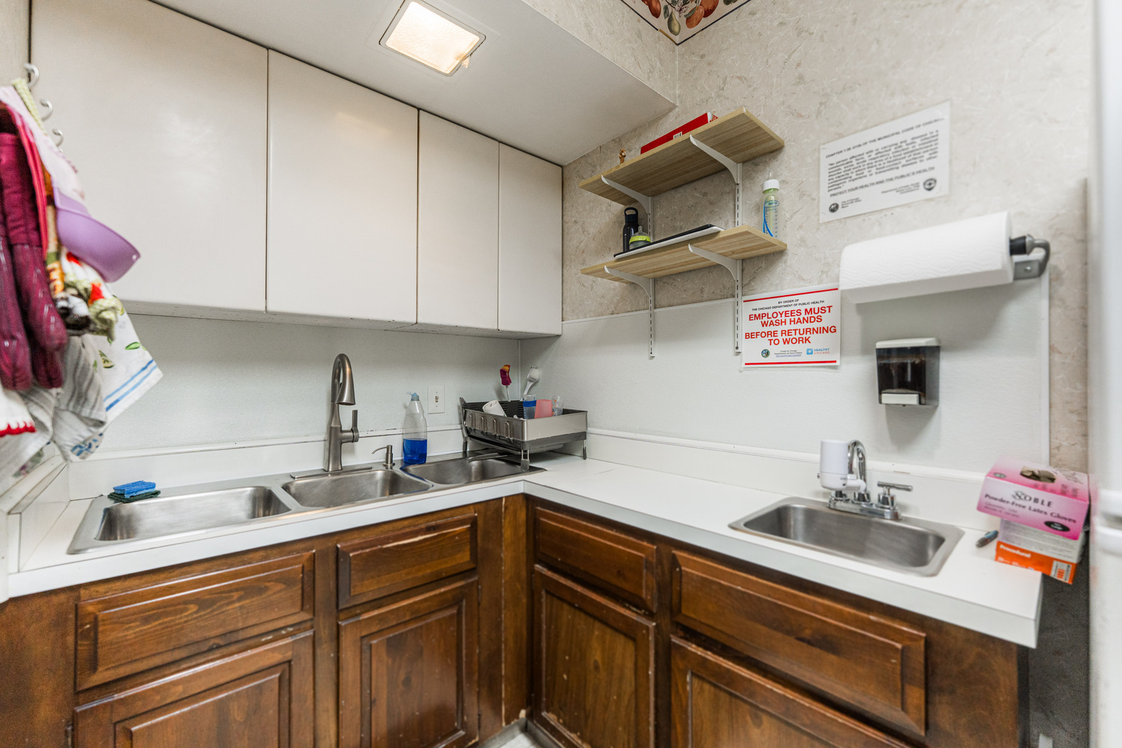 6116 W Irving Park Road, Chicago, IL 60634