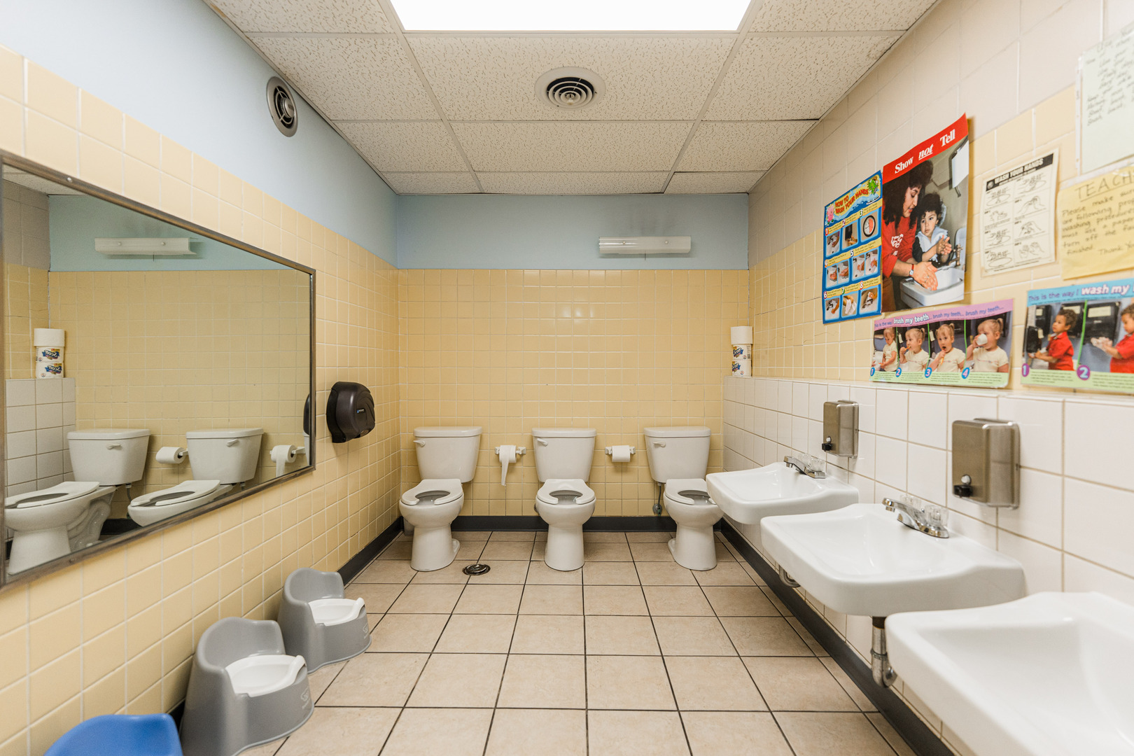 6116 W Irving Park Road, Chicago, IL 60634