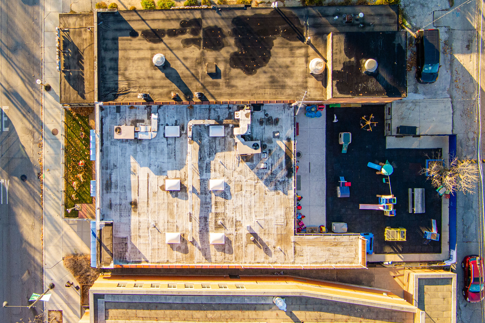 6116 W Irving Park Road, Chicago, IL 60634