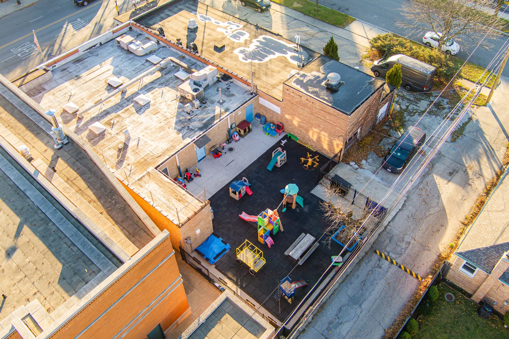 6116 W Irving Park Road, Chicago, IL 60634