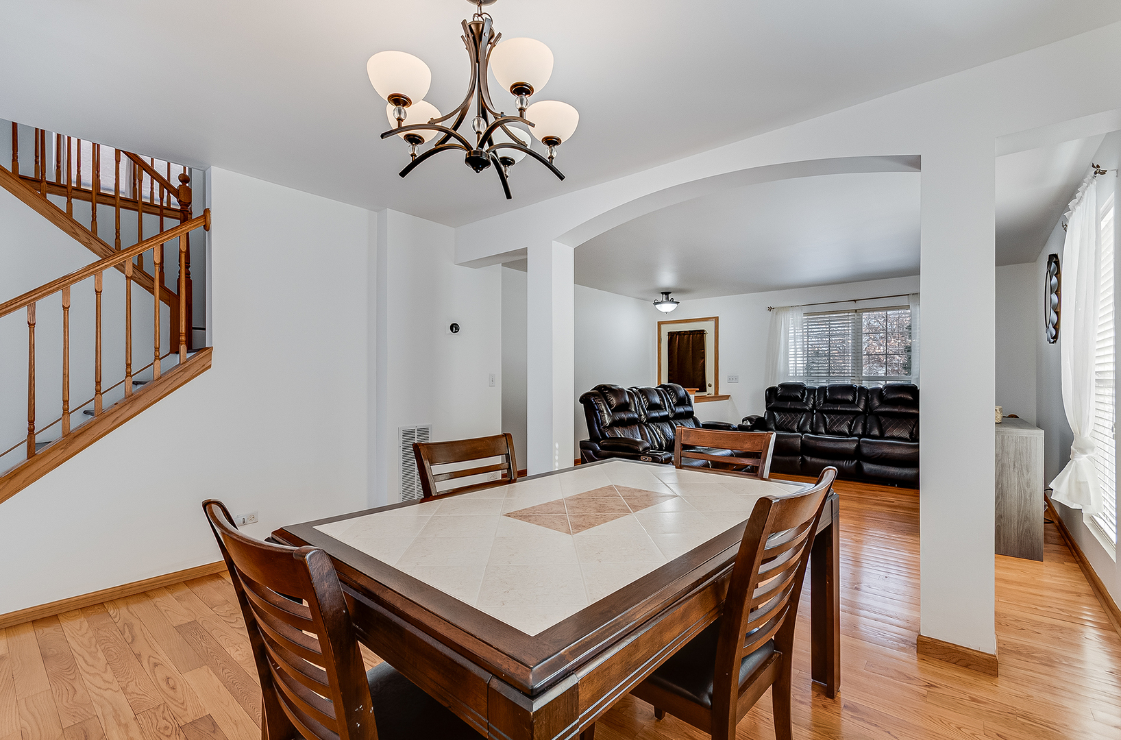 1544 Suncrest Lane, Bolingbrook, IL 60490