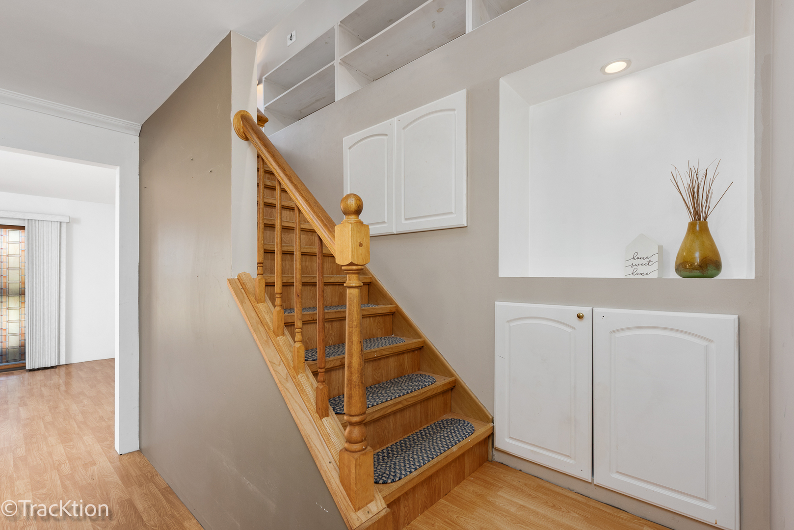 8829 Skyline Drive, Burr Ridge, IL 60527