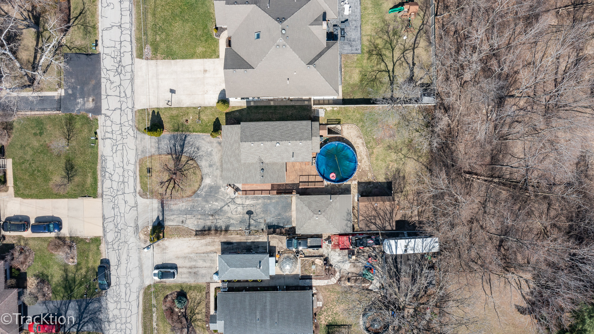 8829 Skyline Drive, Burr Ridge, IL 60527