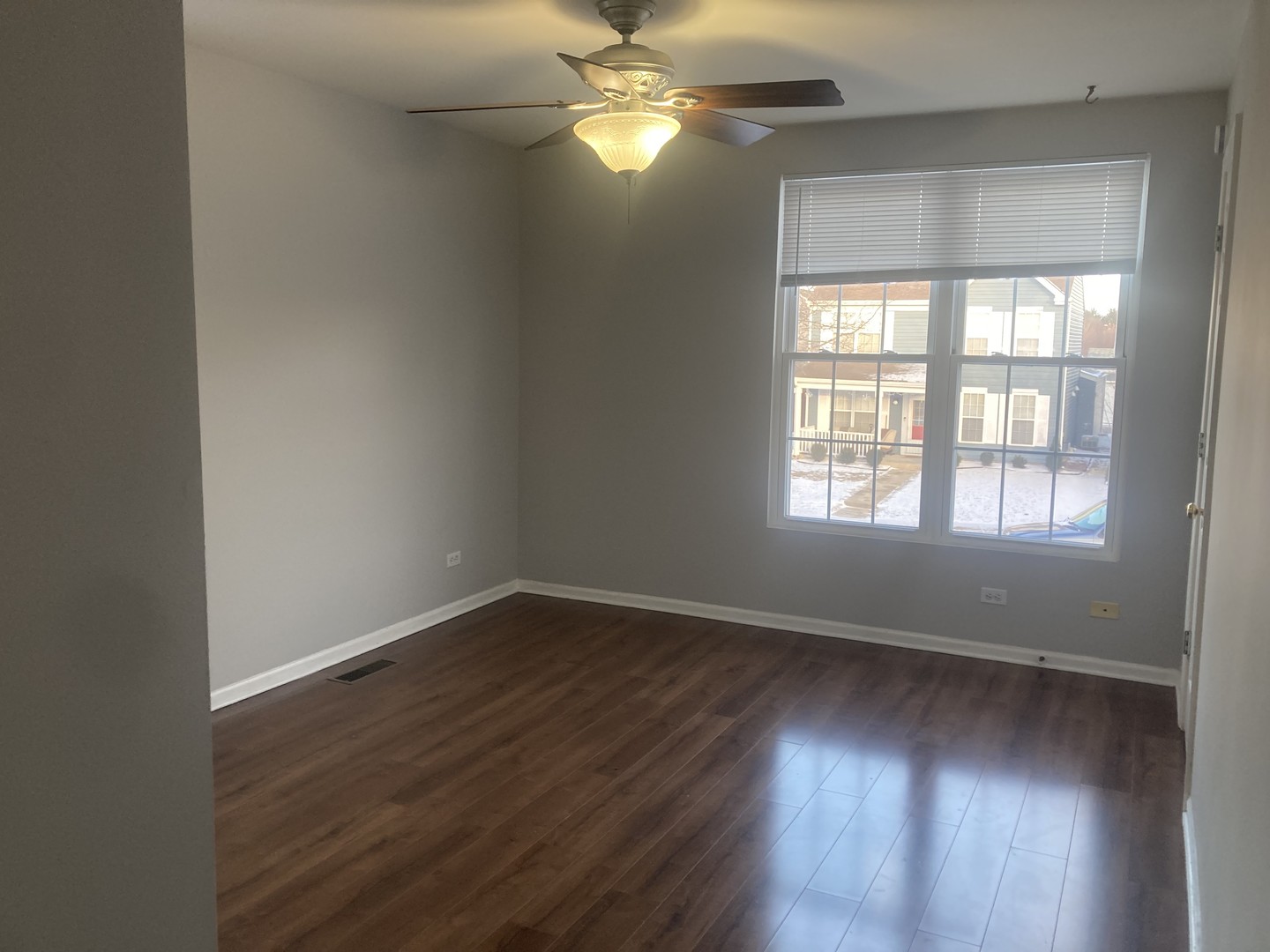 1093 Symphony Drive #1093, Aurora, IL 60504