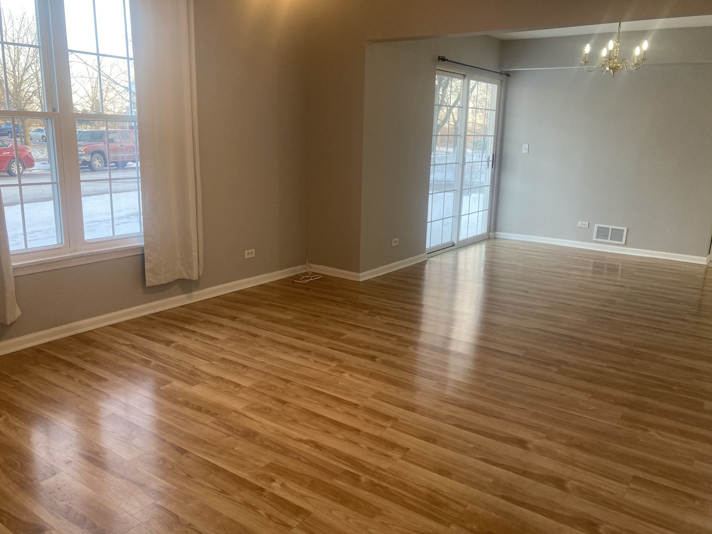 1093 Symphony Drive #1093, Aurora, IL 60504