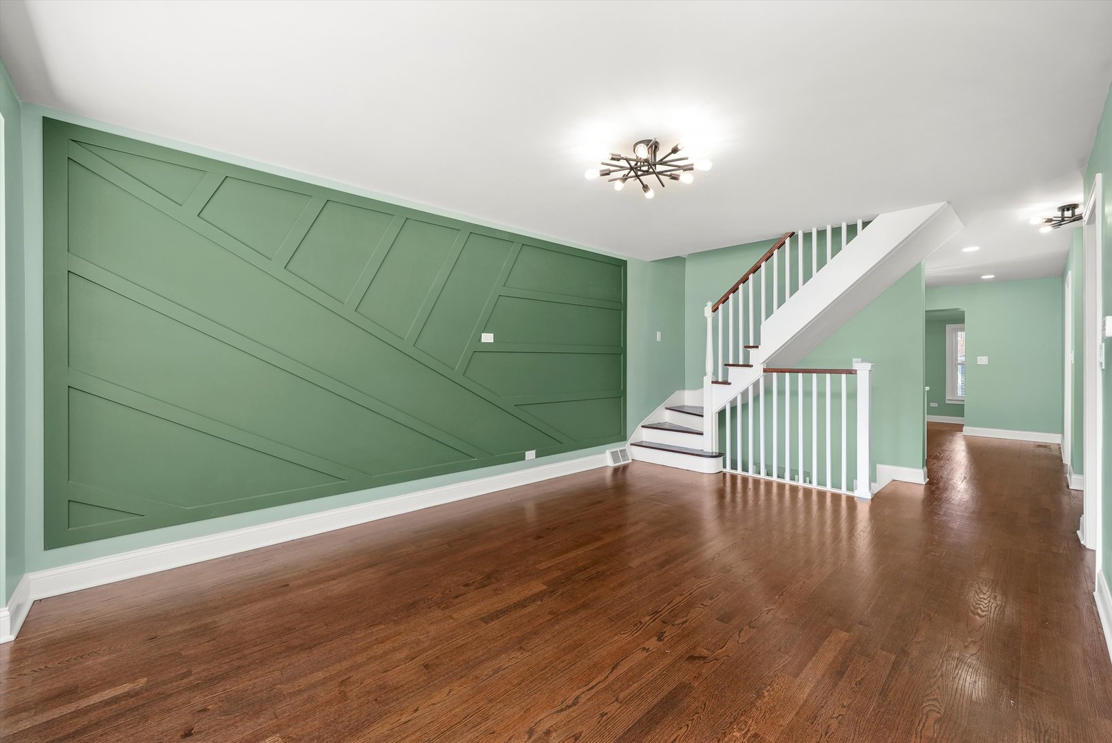 10436 S Eberhart Avenue, Chicago, IL 60628