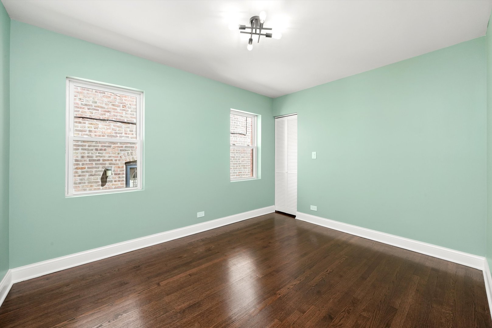 10436 S Eberhart Avenue, Chicago, IL 60628