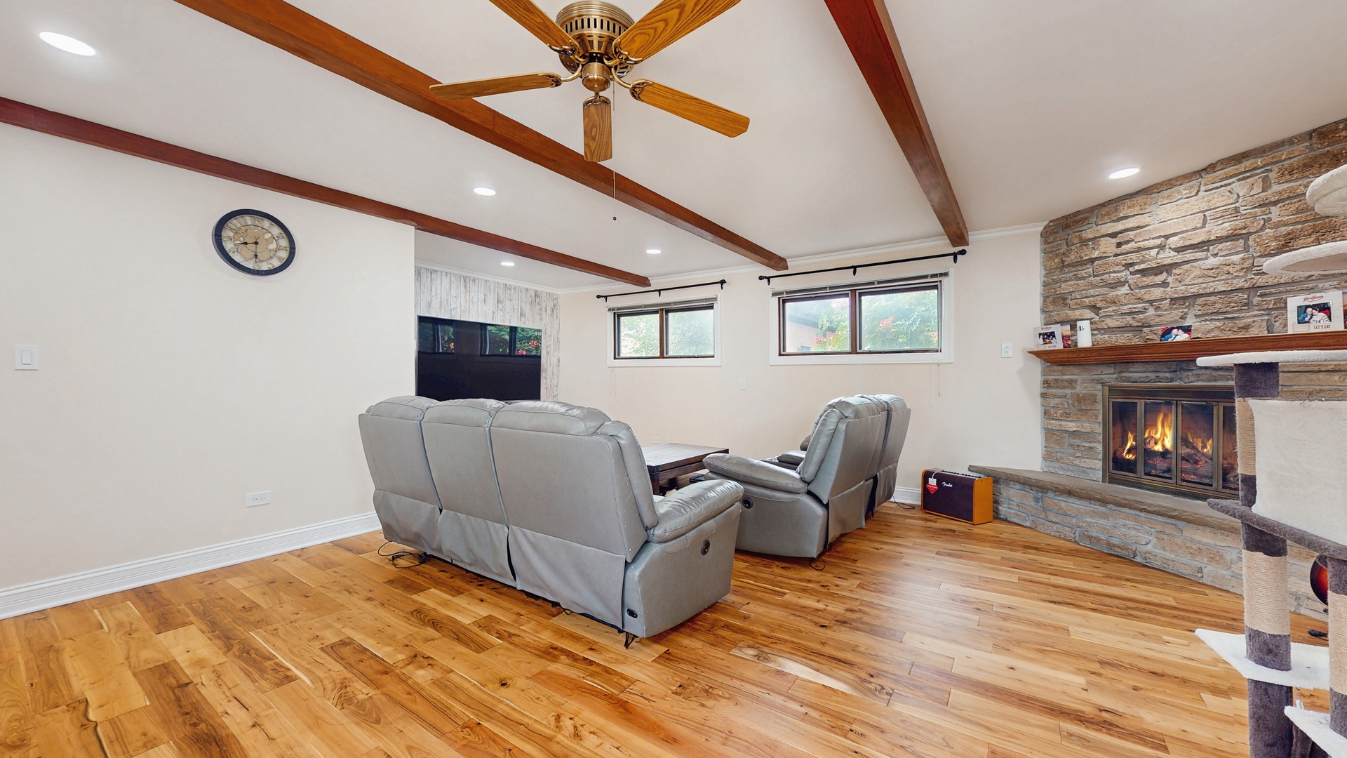 576 Amherst Avenue, Des Plaines, IL 60016